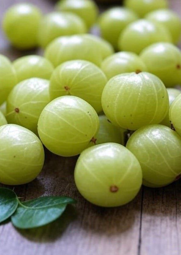 Amla for hair growth, hair thickness, premature greying